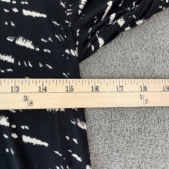 RVCA Skater Dress Womens Small Black White Tunic Mini Long Sleeve‎ Scoop Neck - Picture 9 of 9